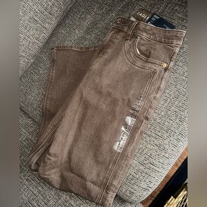 NEW with tags - AE Stretch High-Waisted Stovepipe Jean - Brown size 2 regular